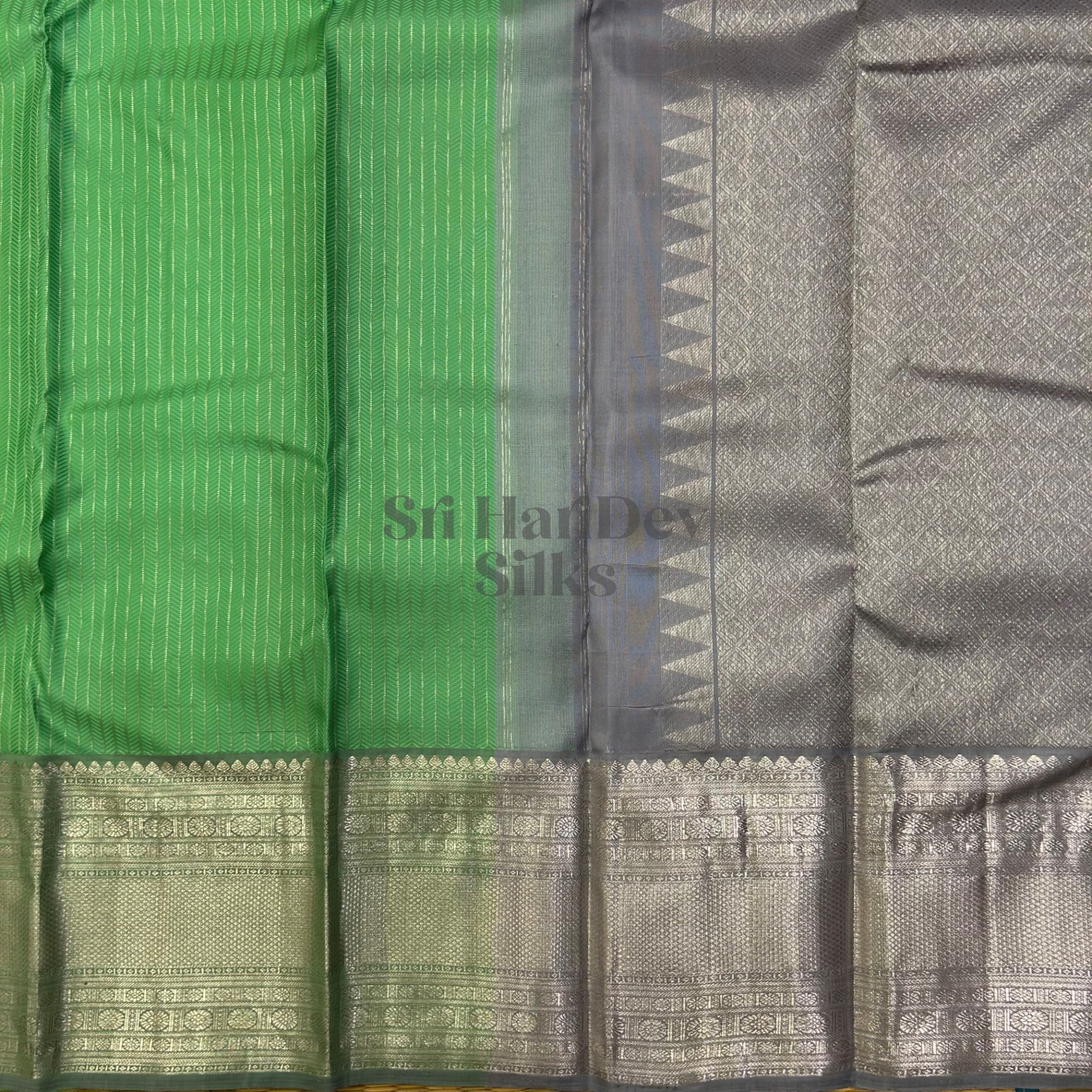 SHS9070 Kanchipuram Pure Handloom Silk Sari