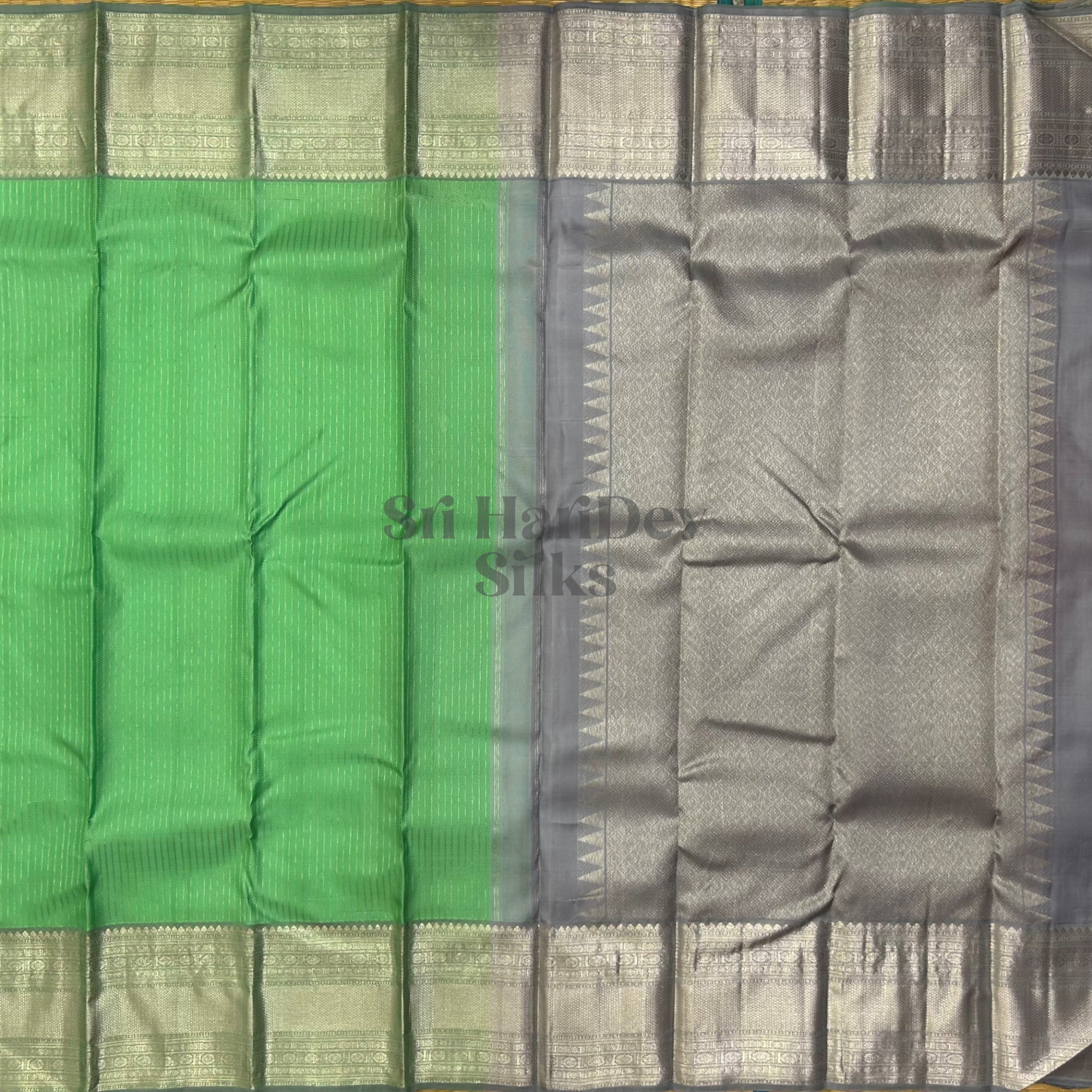 SHS9070 Kanchipuram Pure Handloom Silk Sari