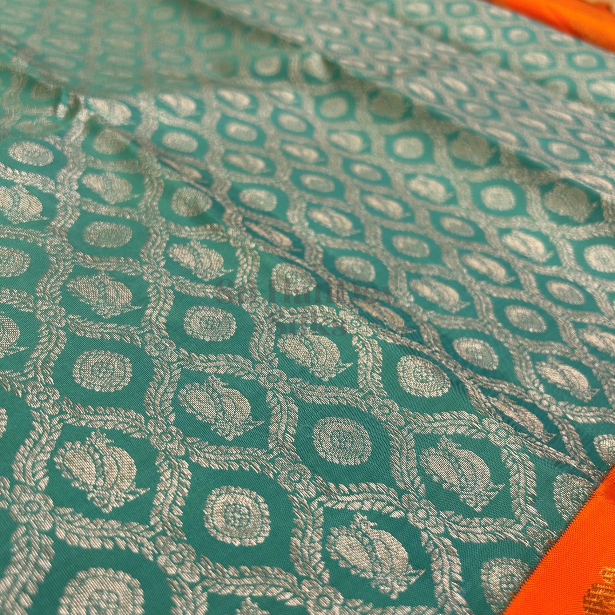 SHS7737 Kanchipuram Pure Handloom Silk Sari