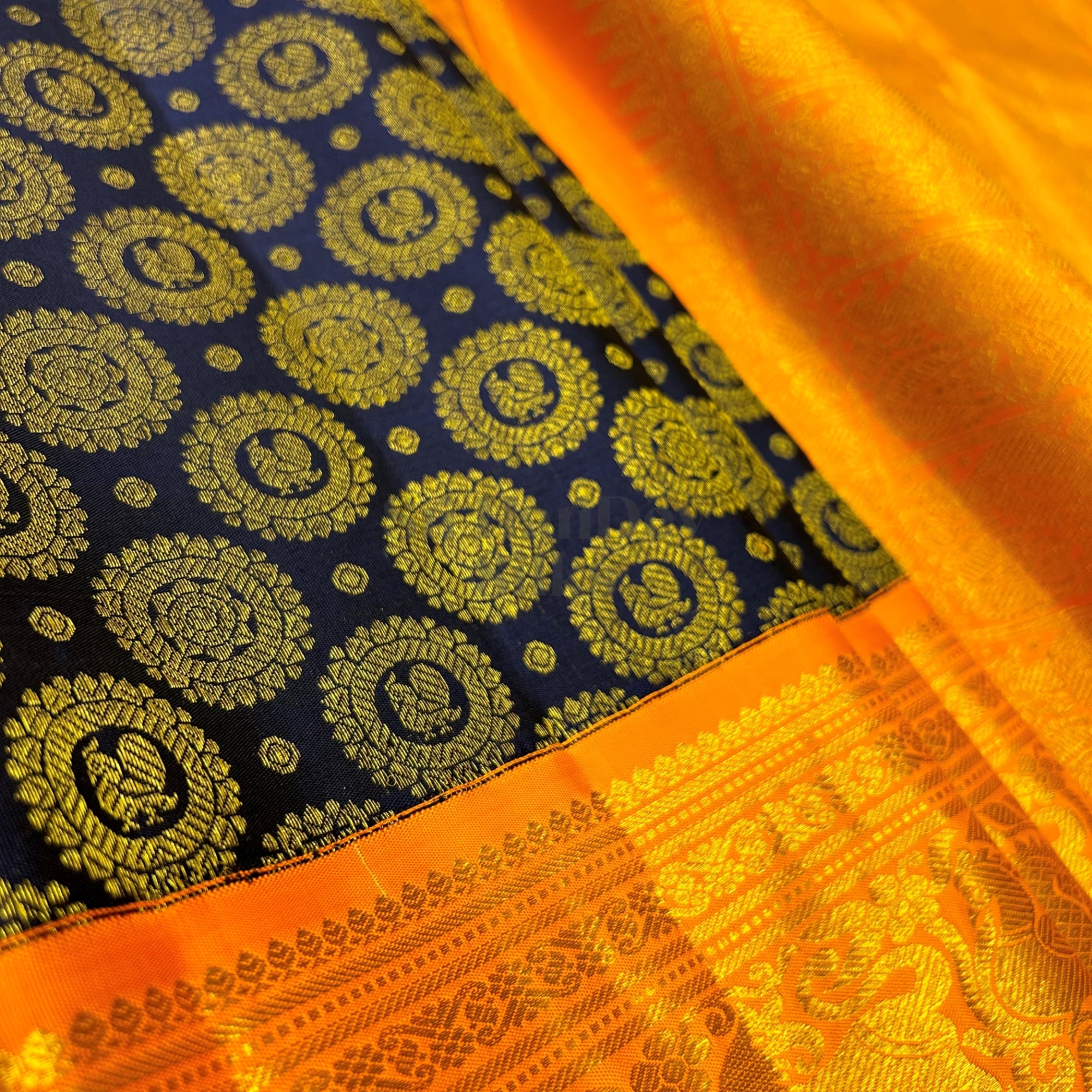 SHS8128 Kanchipuram Pure Handloom Silk Sari