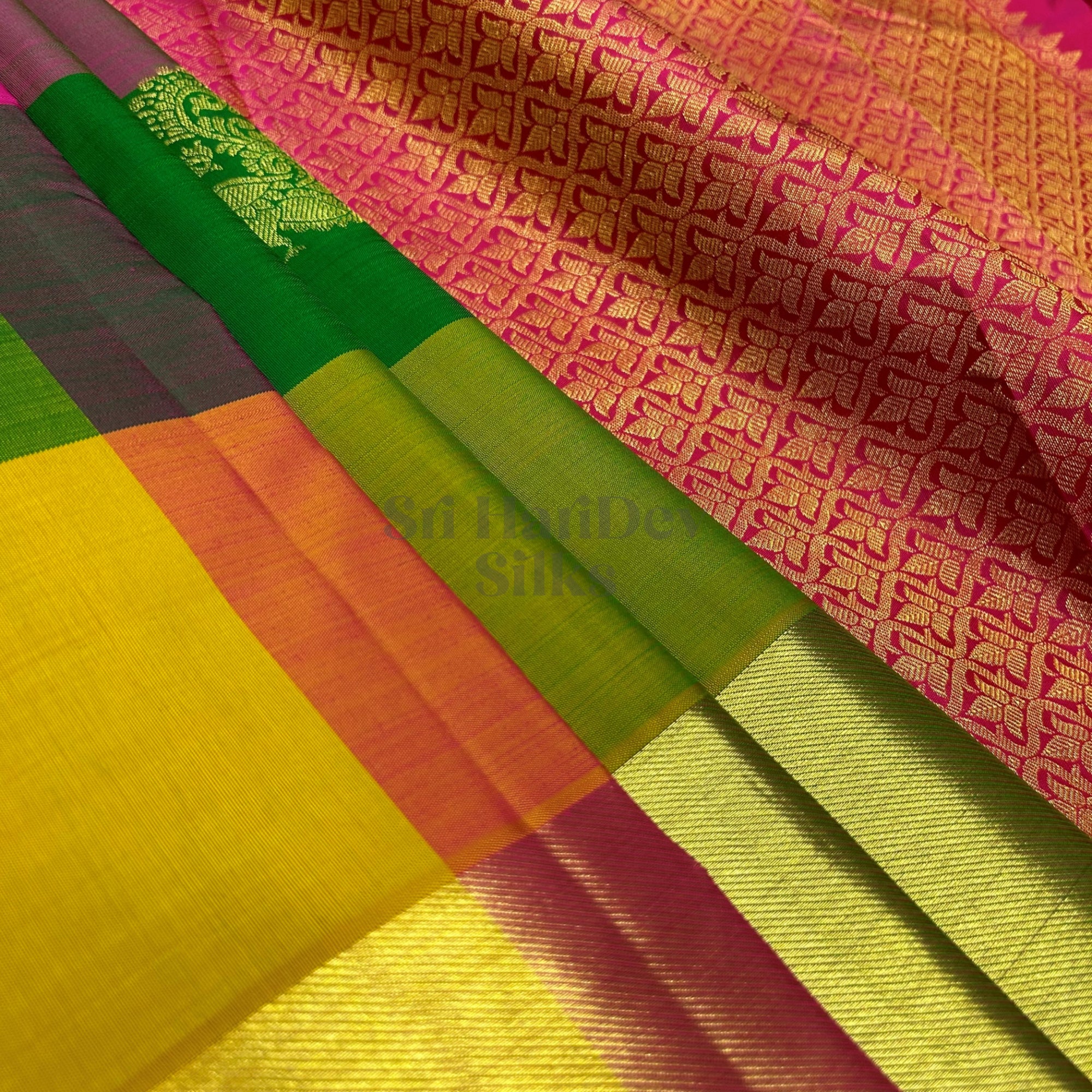 SHS7988 Kanchipuram Pure Handloom Silk Sari