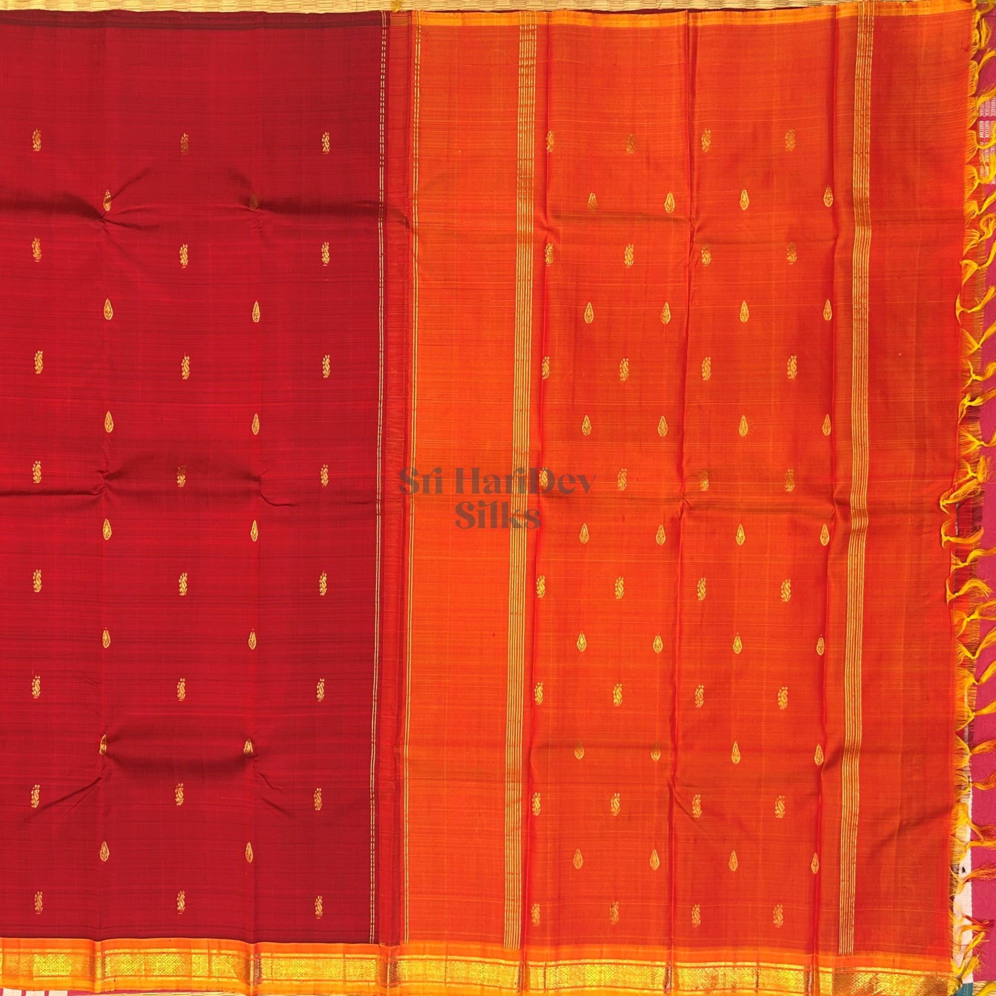 SHS8767 Kanchipuram OneSide Border Saree