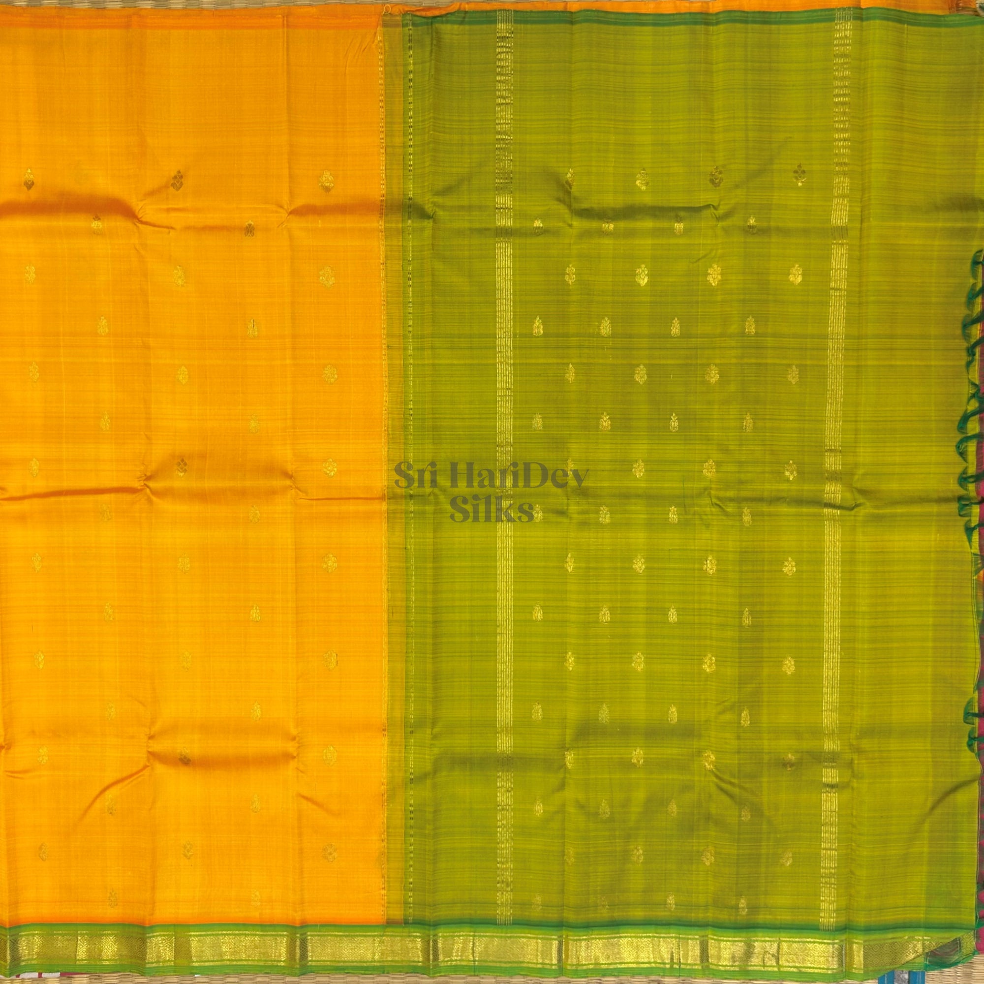 SHS8765 Kanchipuram OneSide Border Saree