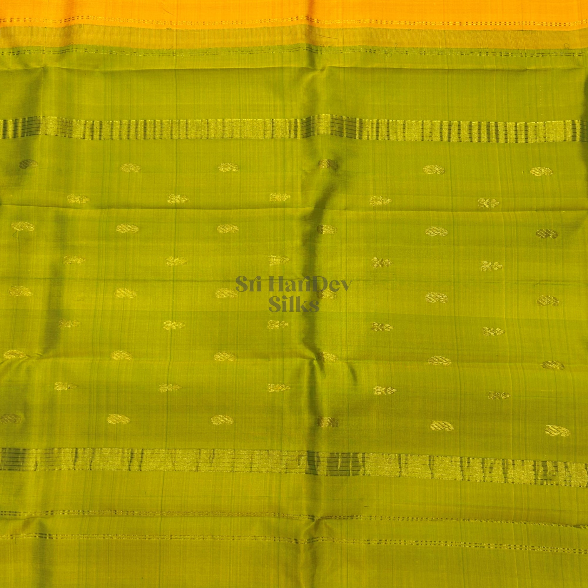 SHS8768 Kanchipuram OneSide Border Saree