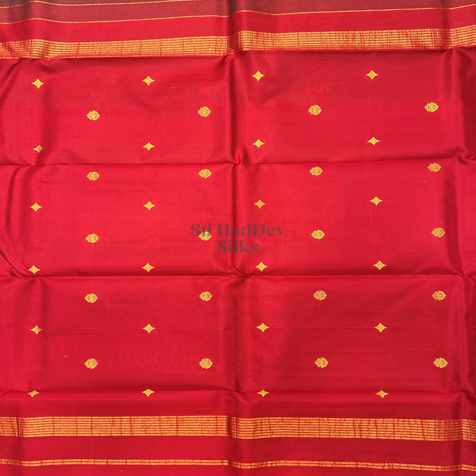 SHS8778 Kanchipuram OneSide Border Saree