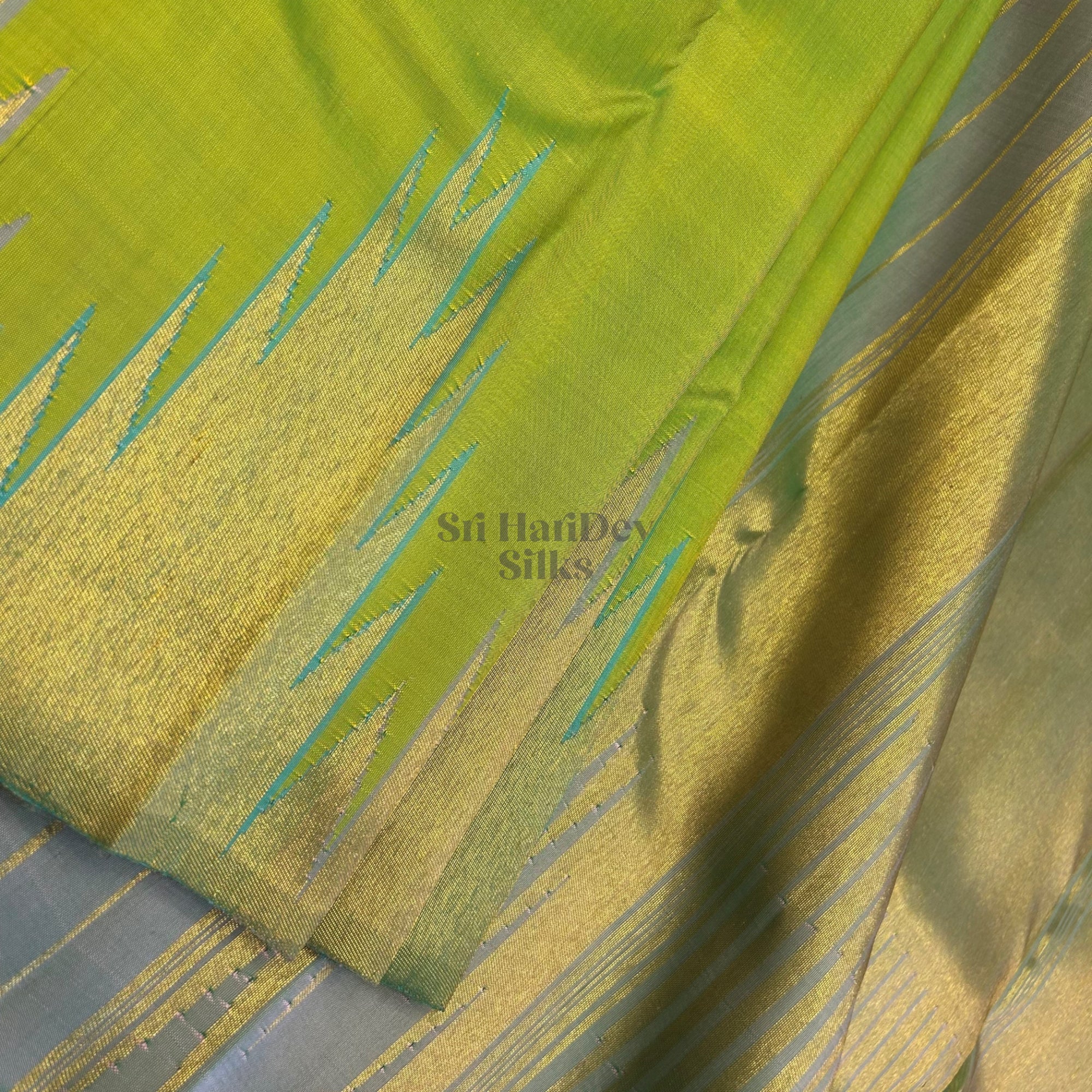 SHS9380 Kanchipuram Pure Handloom Silk Sari