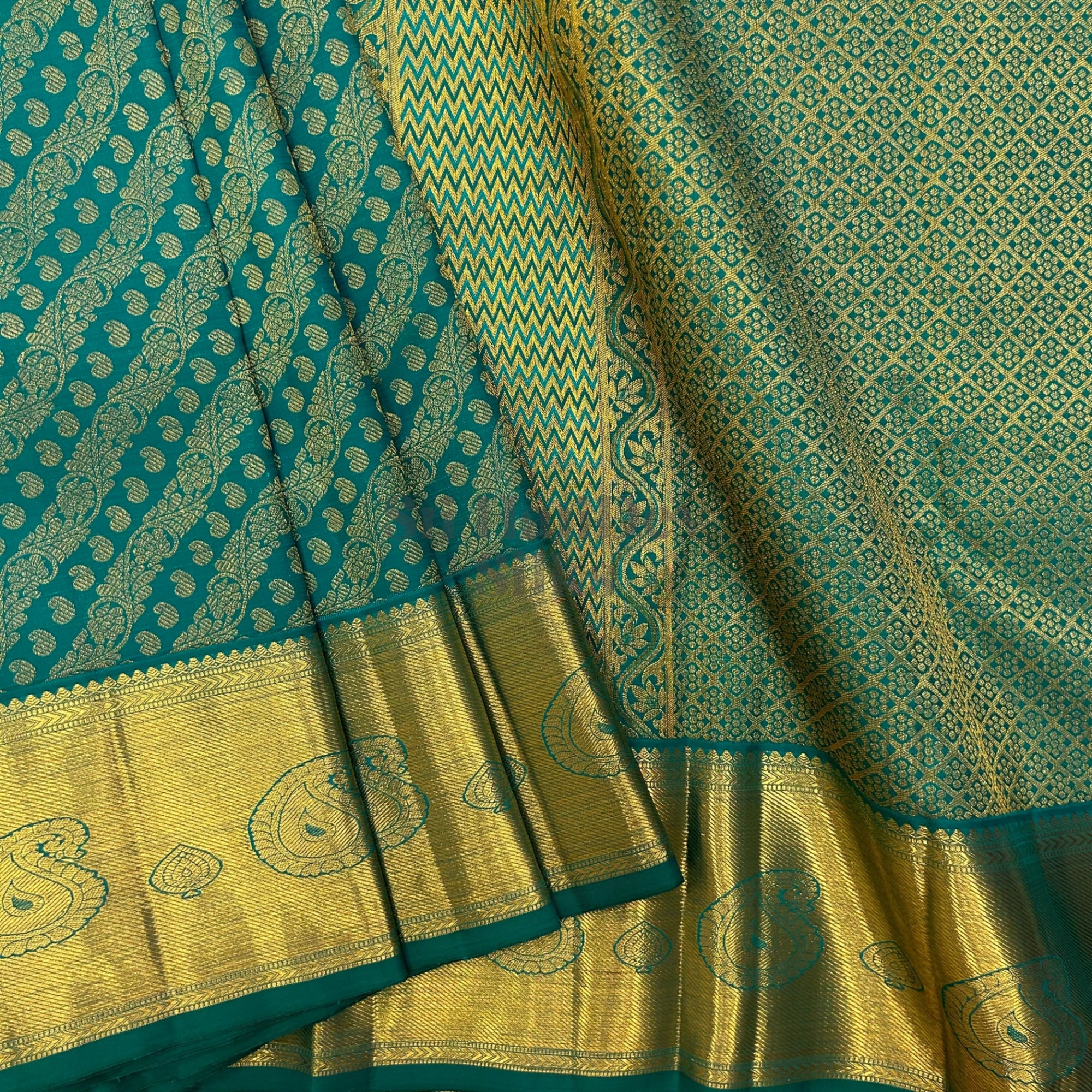 SHS8208 Kanchipuram Pure Handloom Silk Sari