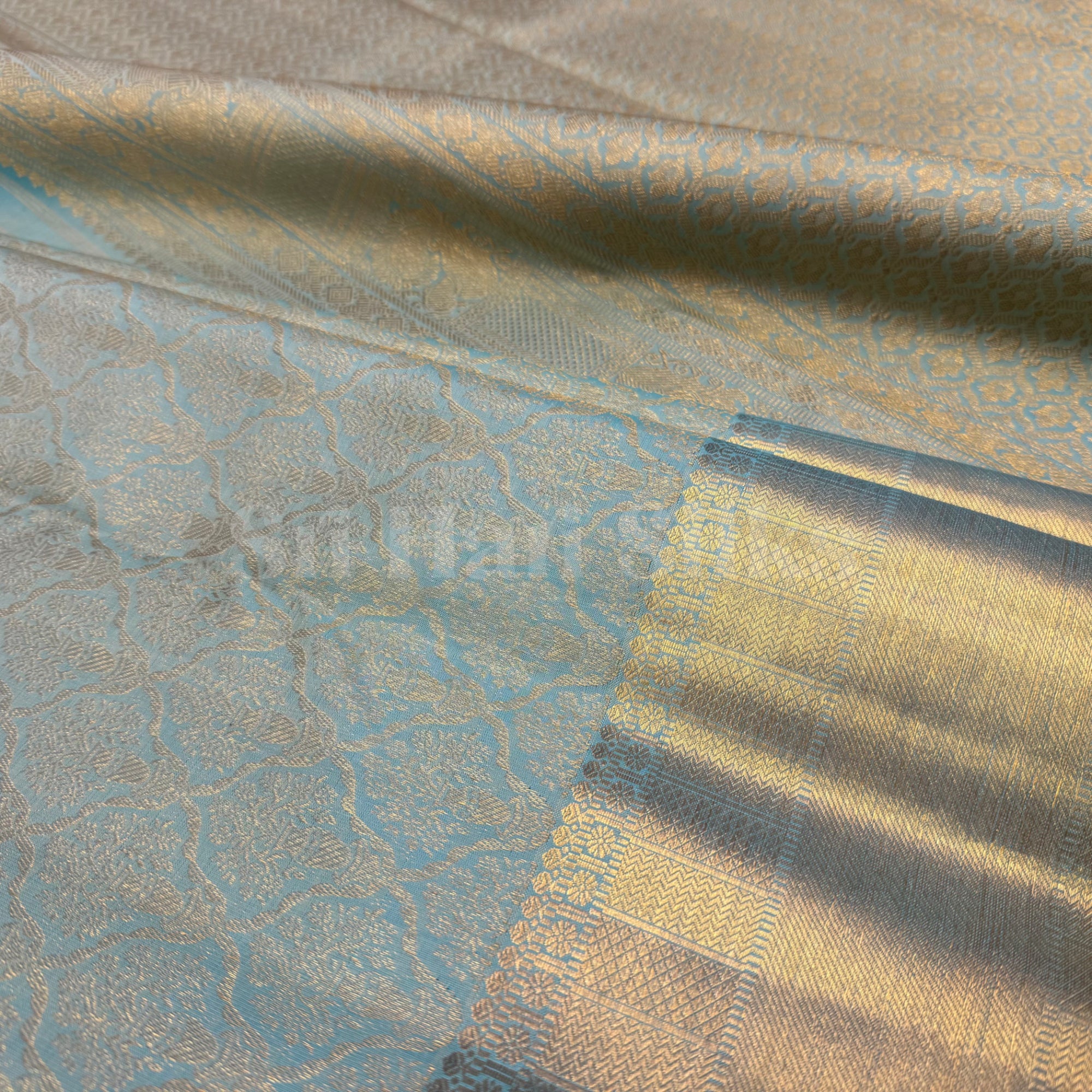 SHSGEE02 Kanchipuram Handloom Silk Saree