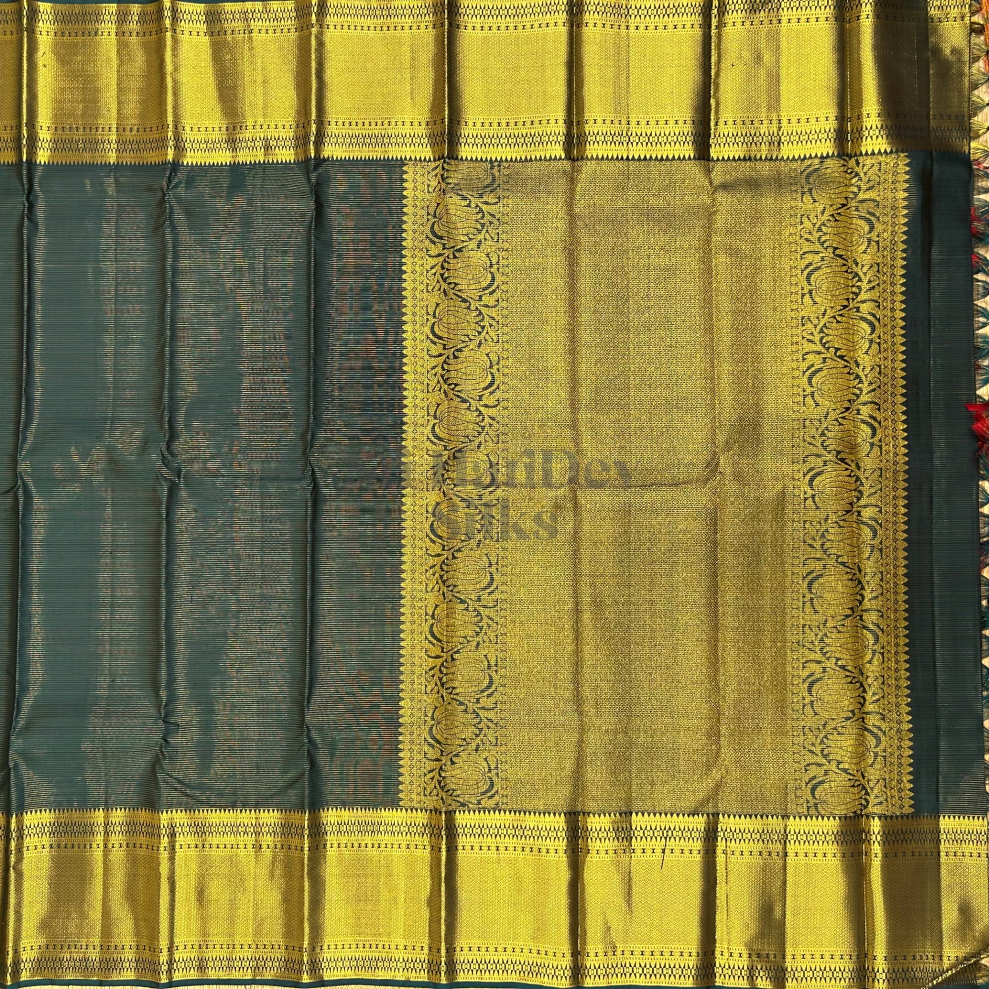 SHS7974 Kanchipuram Pure Handloom Silk Sari