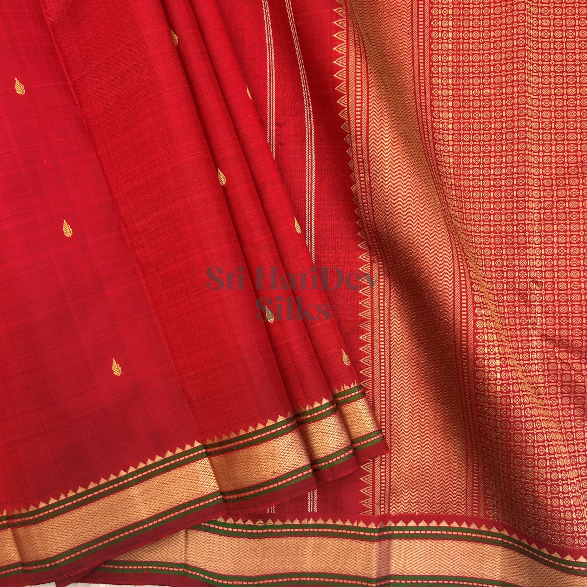 SHS8935 Kanchipuram Handloom Silk Saree