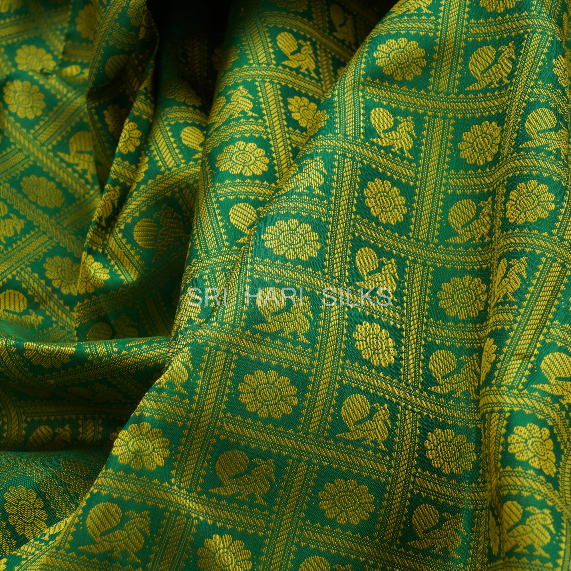 SHS2212 Kanchipuram pure handloom Silk Sari