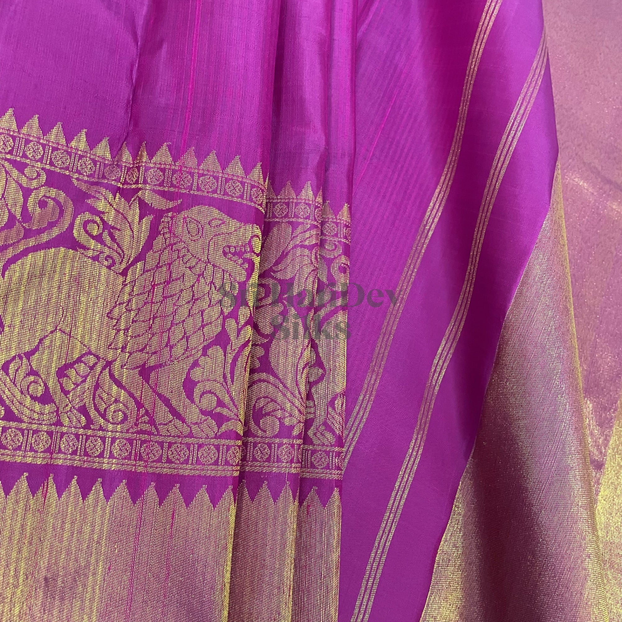 SHSPAI01 Kanchipuram Pure Handloom Silk Sari