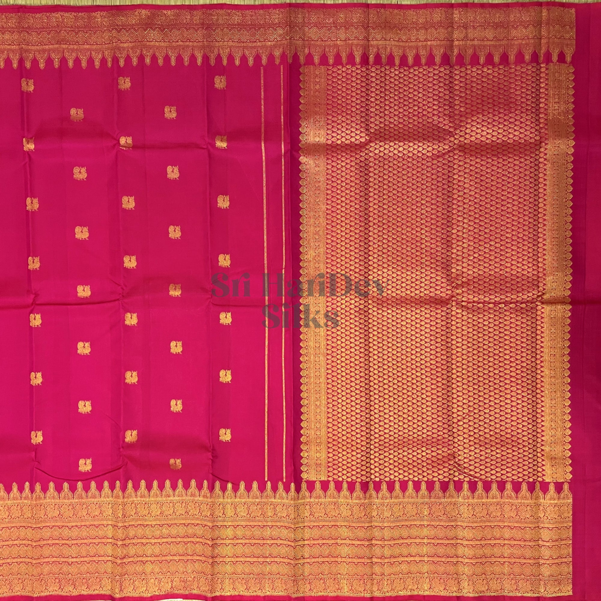 SHSPAI02 Kanchipuram Pure Handloom Silk Sari