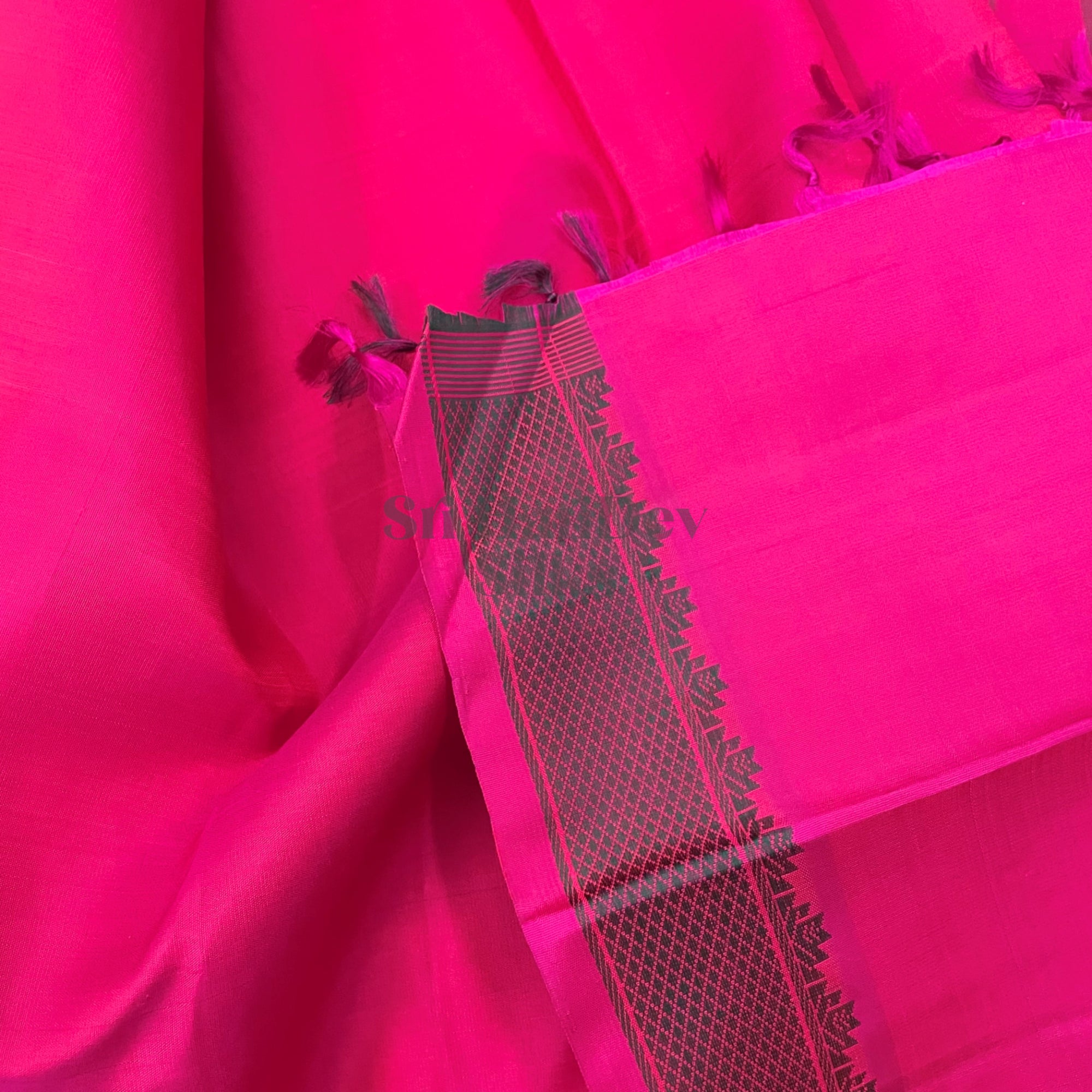 SHS4941 Kanchipuram Pure Handloom Silk Sari