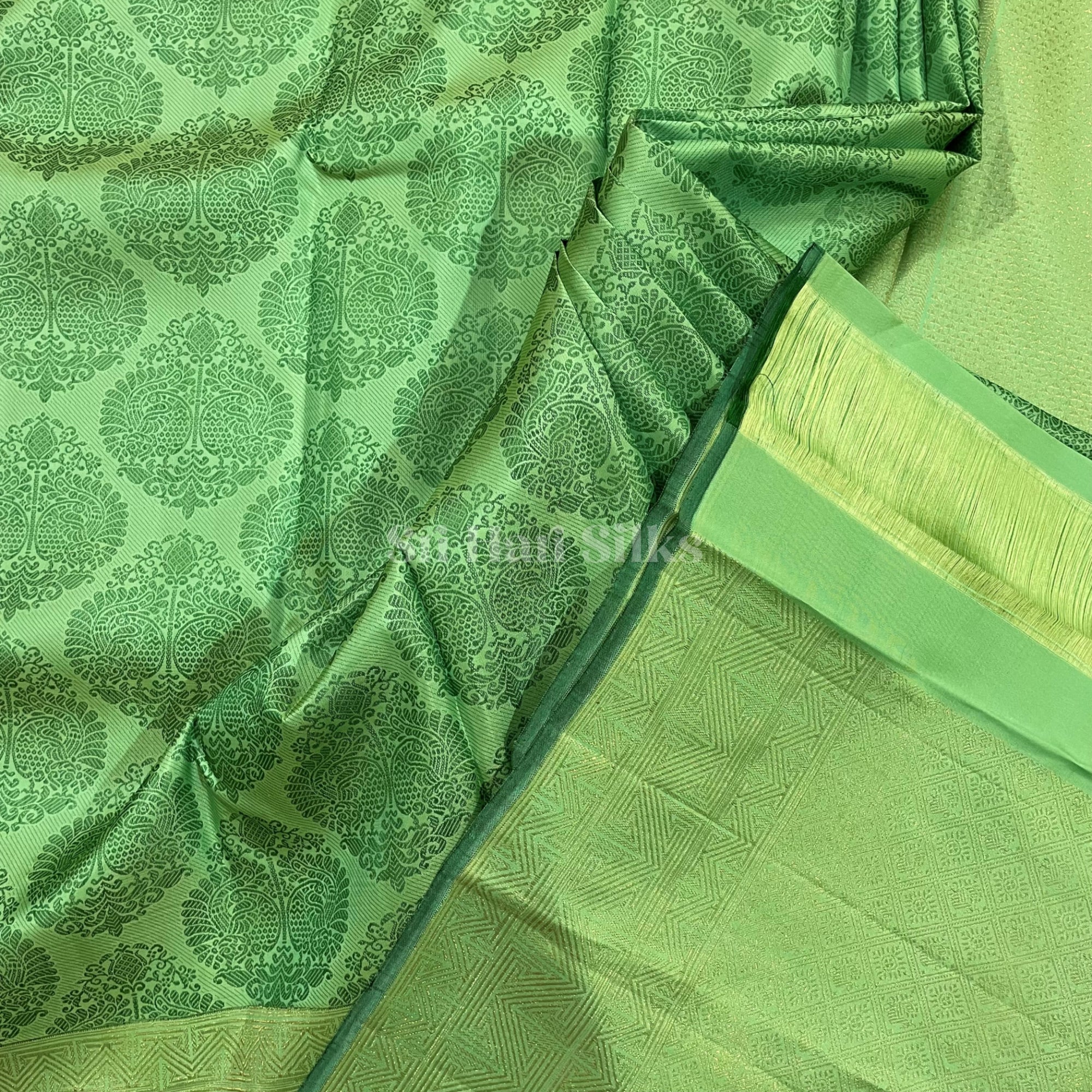 SHS2944 Kanchipuram pure handloom Silk Sari