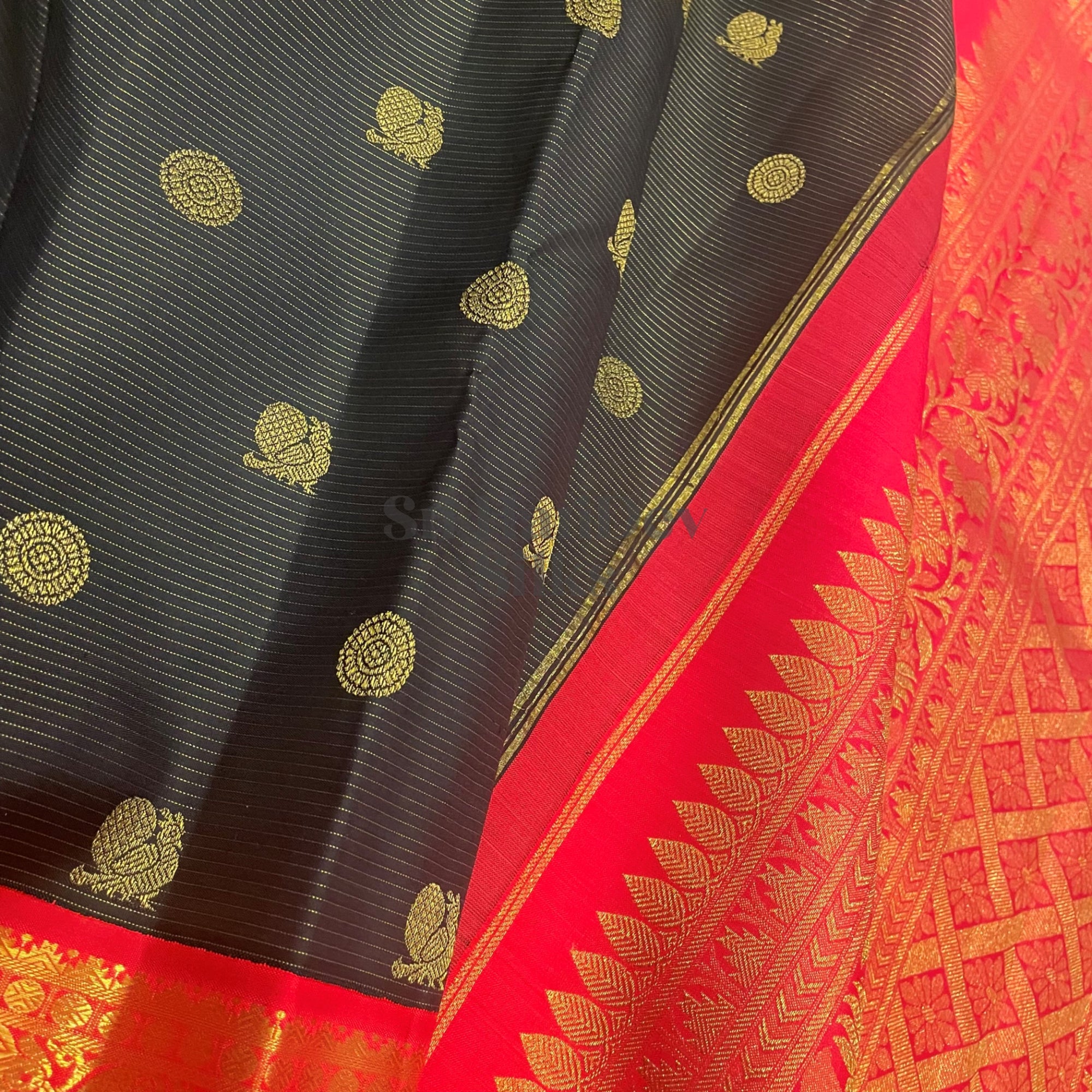 SHS6052 Kanchipuram Pure Handloom Silk Sari