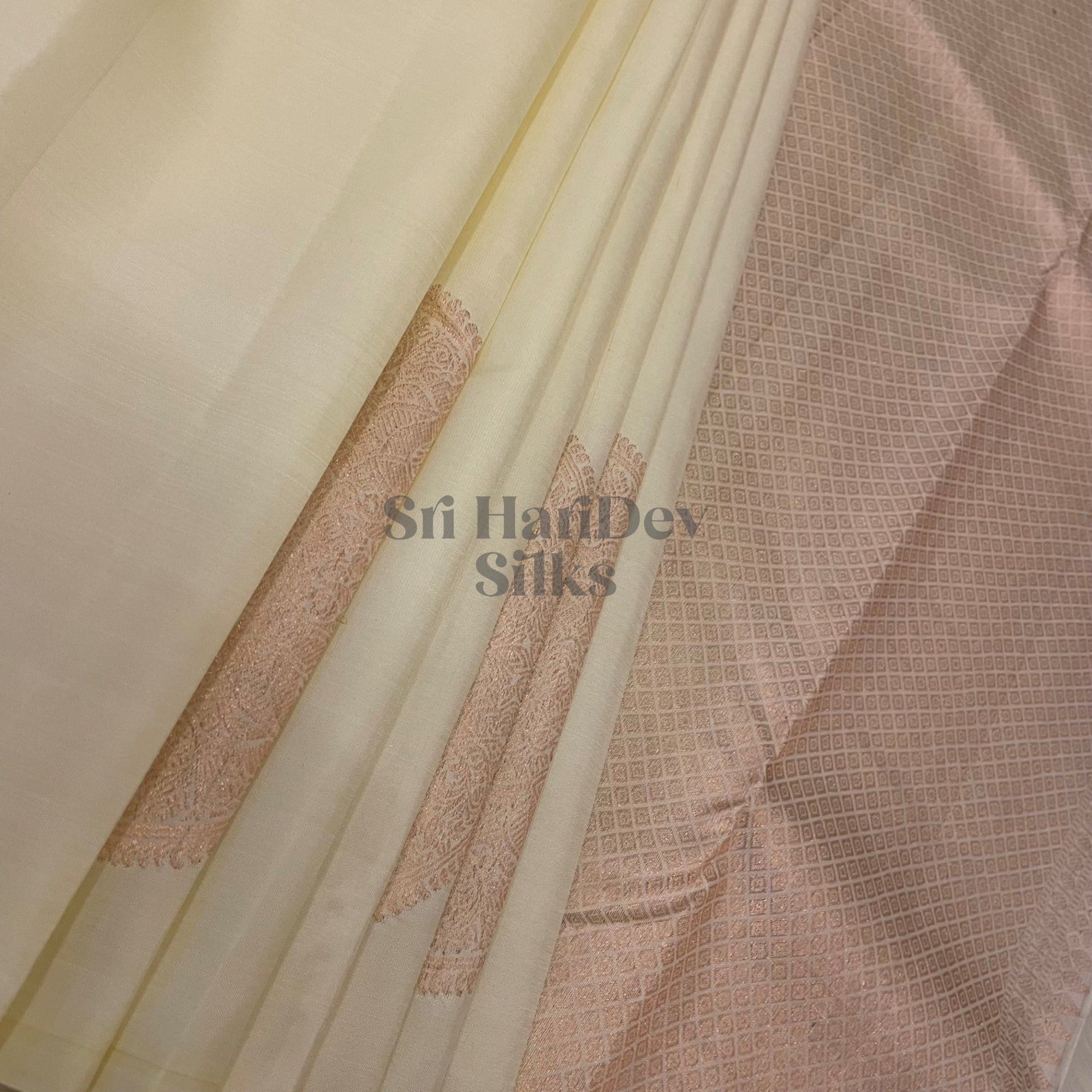 SHS4982 Kanchipuram Pure Handloom Silk Sari