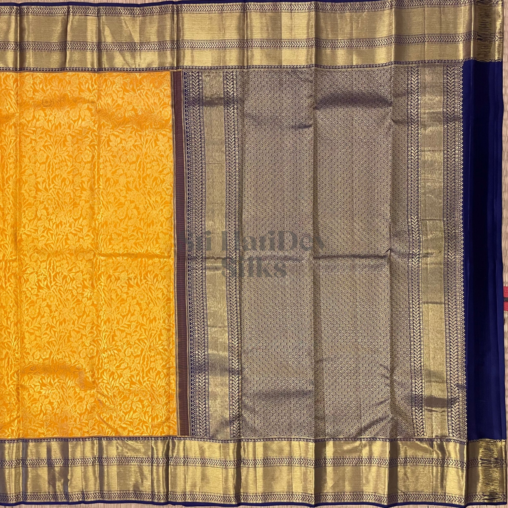 SHS5476 Kanchipuram Pure Handloom Silk Sari