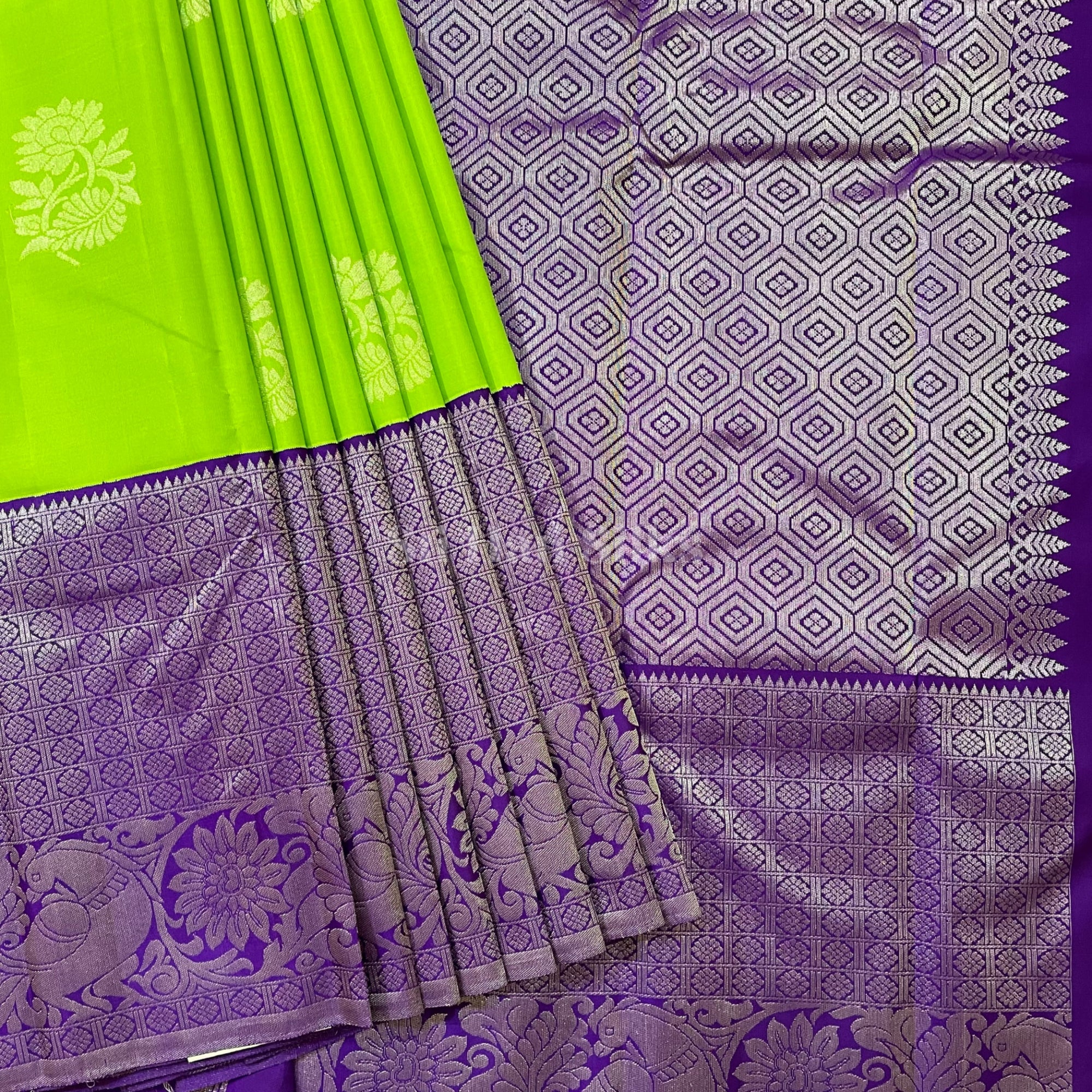 SHS3643 Kanchipuram pure handloom Silk Sari