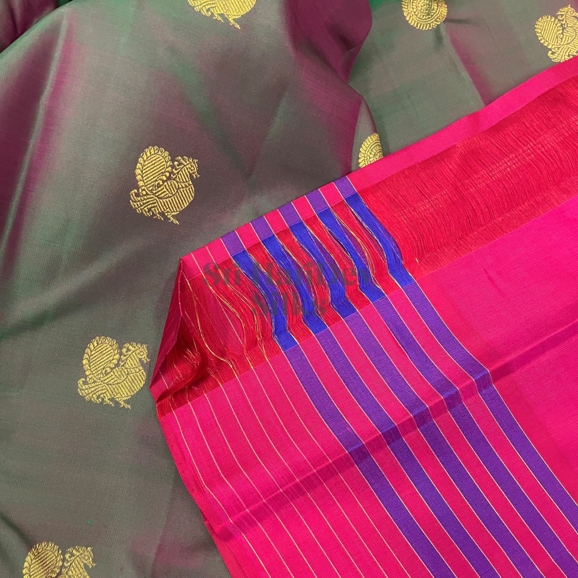 SHS4935 Kanchipuram Pure Handloom Silk Sari