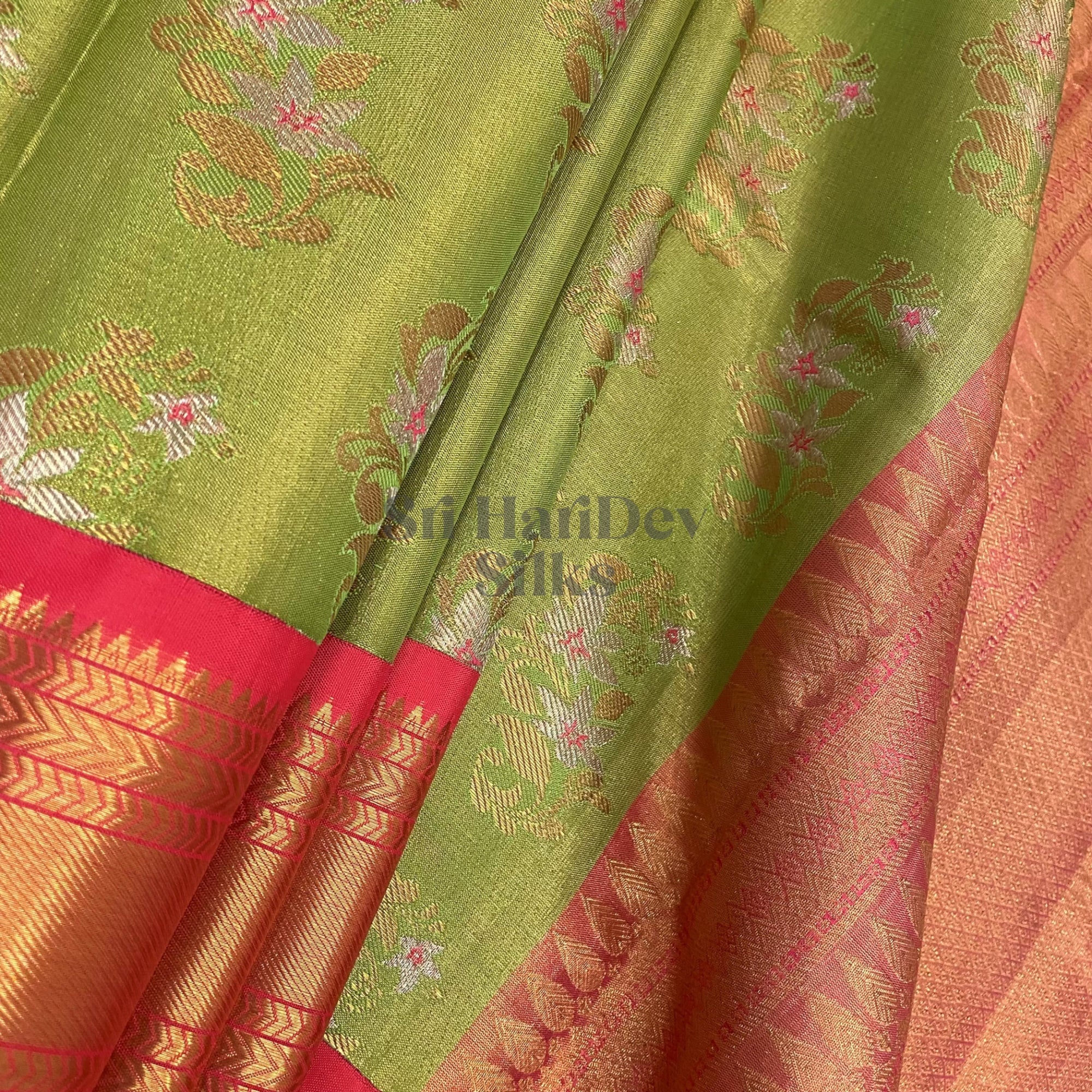 SHS5693 Kanchipuram Pure Handloom Silk Sari