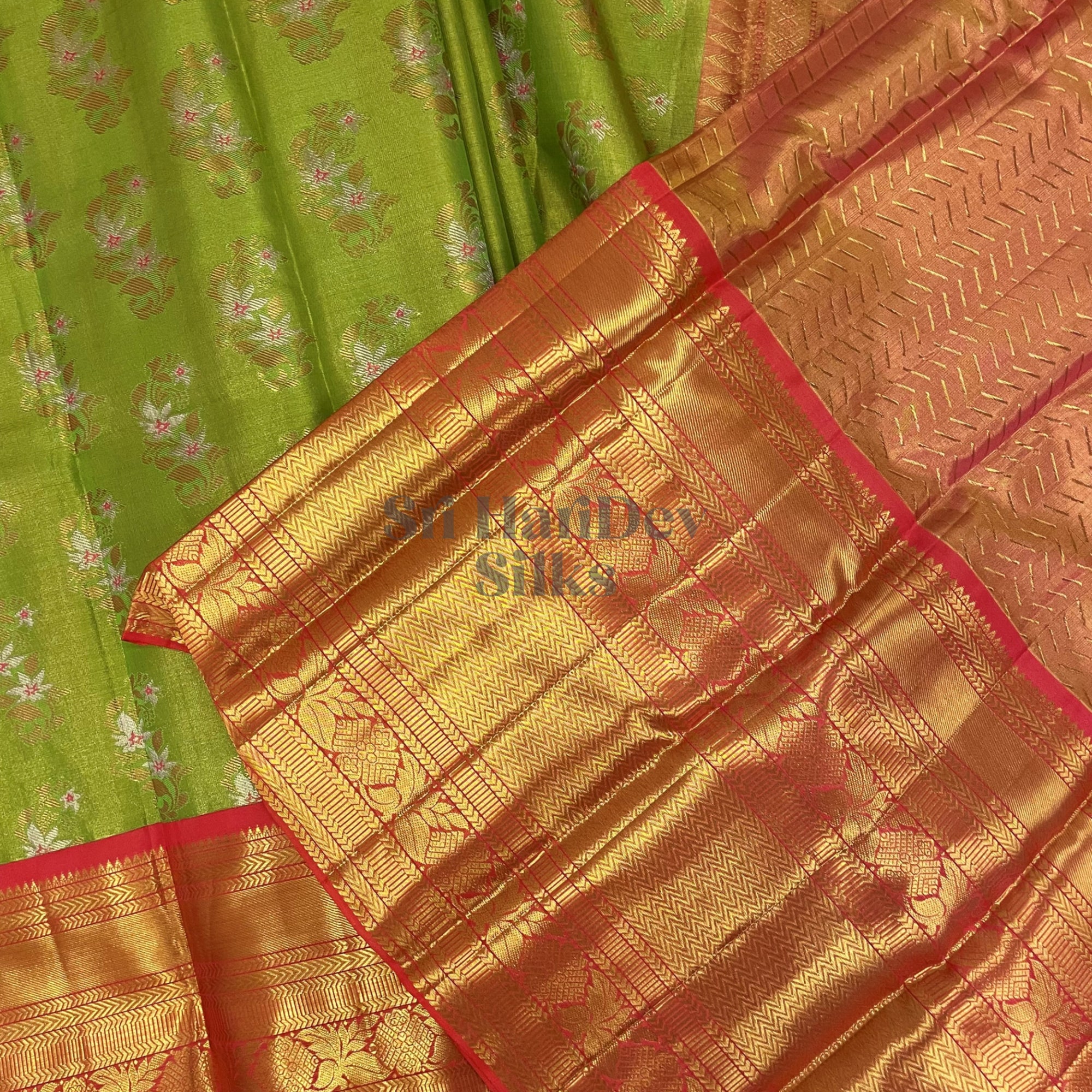 SHS5693 Kanchipuram Pure Handloom Silk Sari